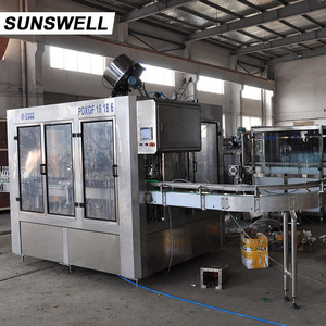 Full Automatic Carbonated Soft/Soda Drink Filling Machine/Production Line