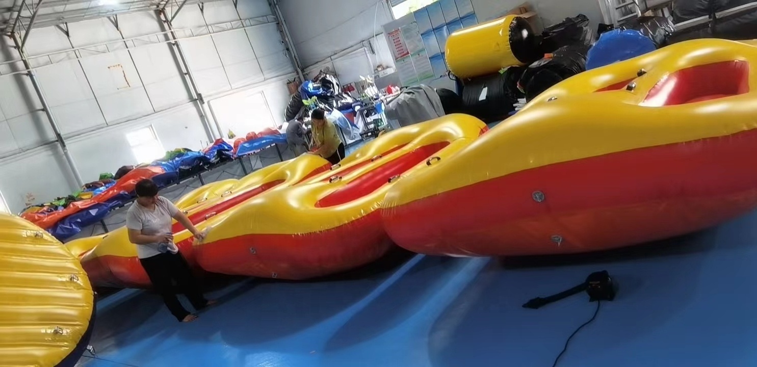 3 persons inflatable flying donut boat,inflatable flying towing game with high quality