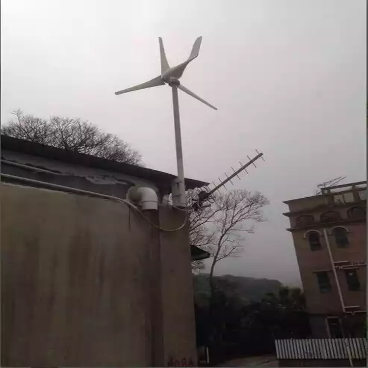 High Quality 200w 12v Mini Vertical Axis Wind Turbine with 3/5/6/8/10 Blades