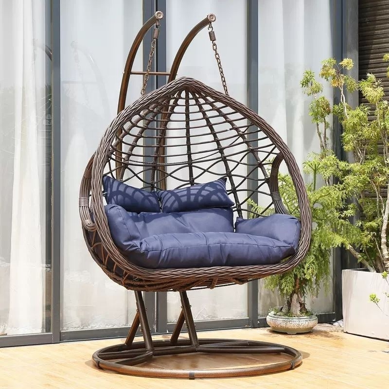 Wholesale Outdoor Garden Furniture Hanging Chairs Swing Standing Double Hanging Wicker Egg Swing Chair