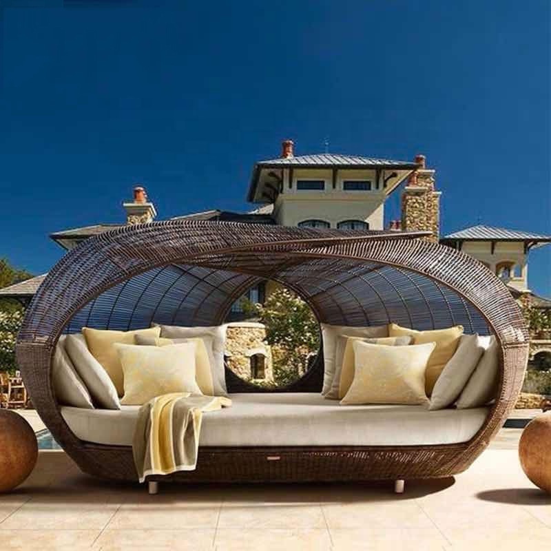 Outdoor Garden Furniture Rattan Patio Garden Aluminum Frame Apple  Shape Rattan Daybed With Canopy