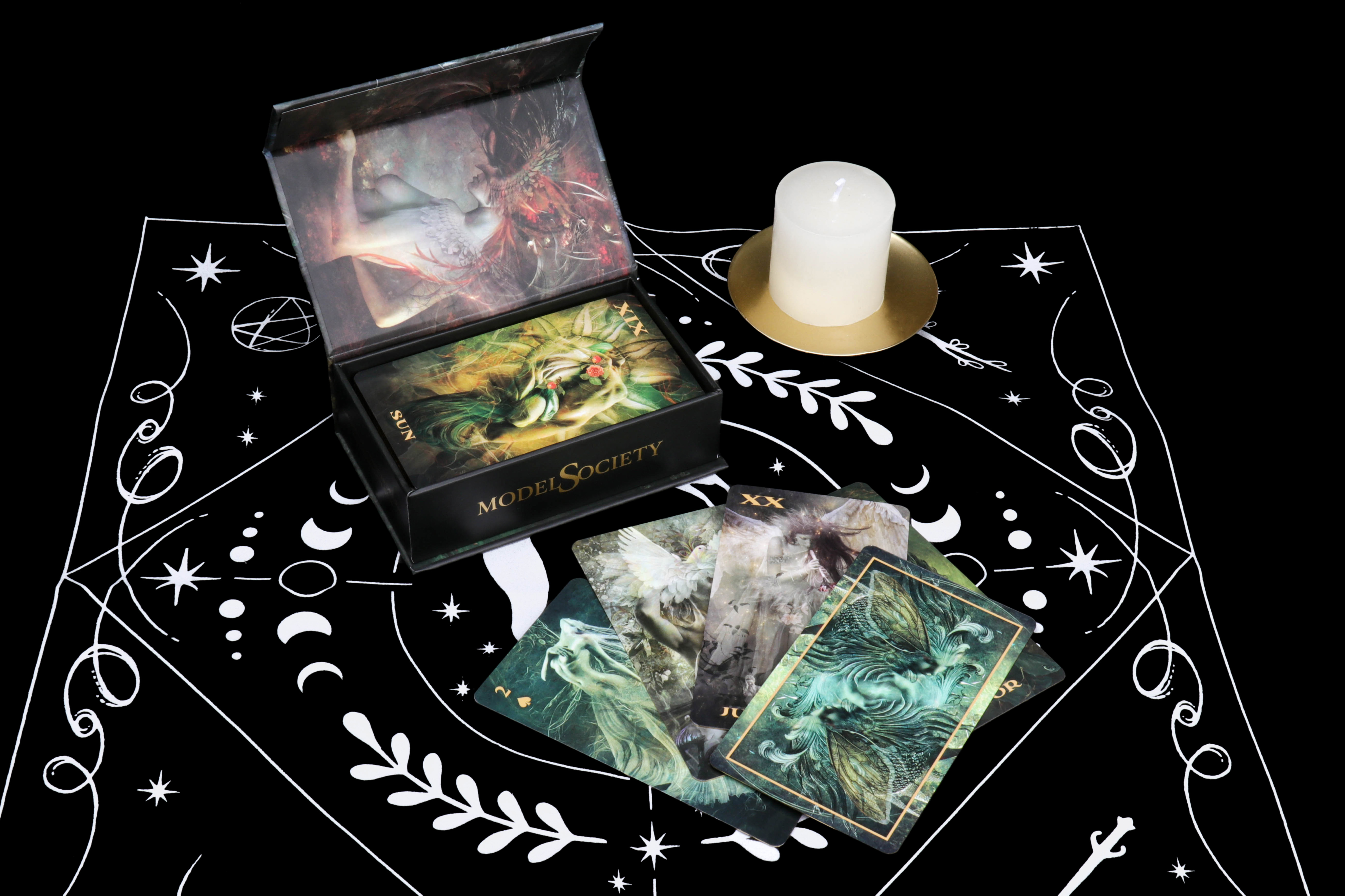 Customized Printed 350gsm Tarot Cards Oracle Decks Card Games Playing Cards with Custom Rigid Box