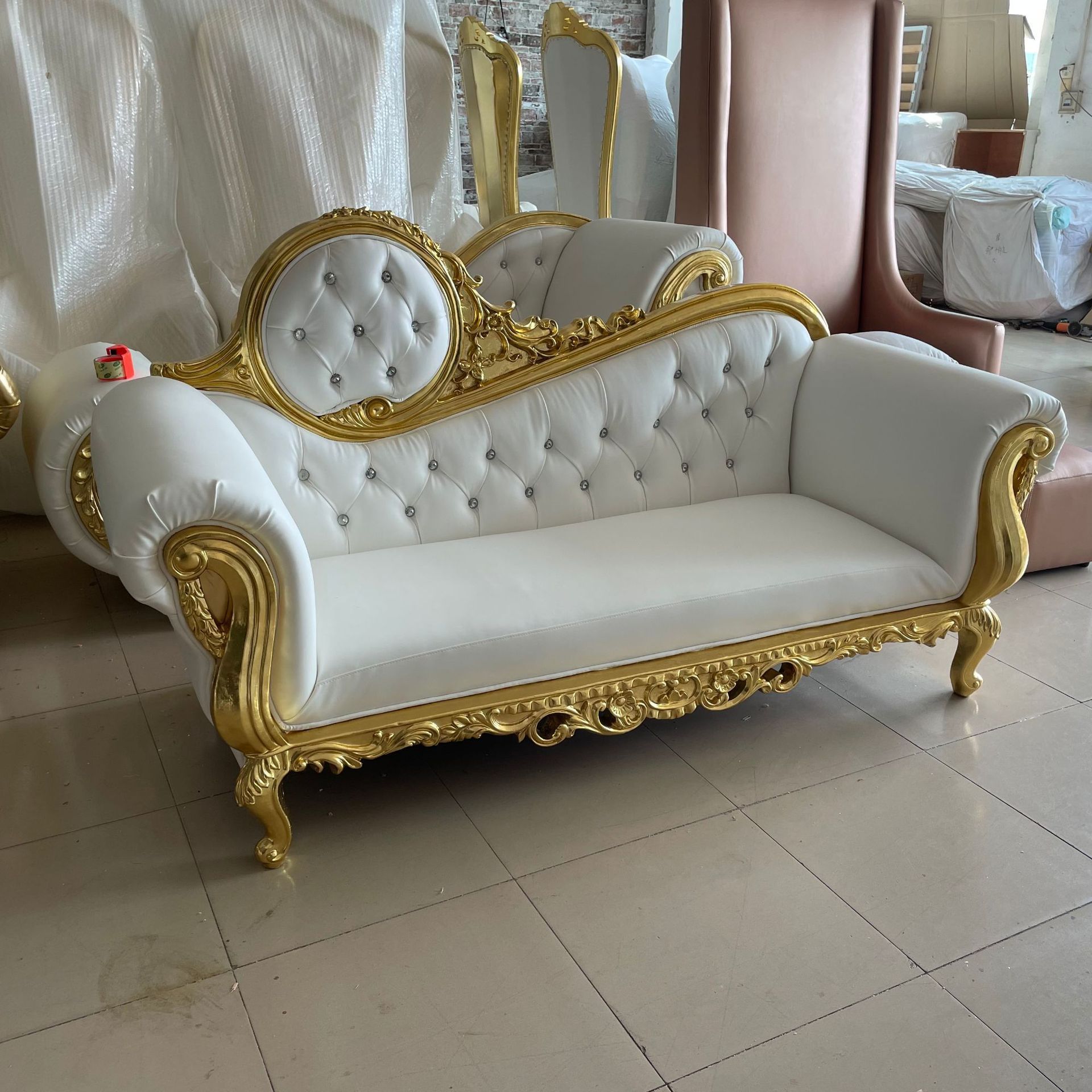 Events furniture Wholesale Luxury Party Furniture White Gold Wedding Royal Queen Sofa King Throne Chair