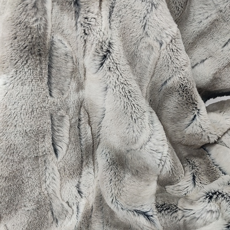 Wholesale Super Soft Gray Scratch Bottom Printed Brushed PV Velvet Fabric For Blanket