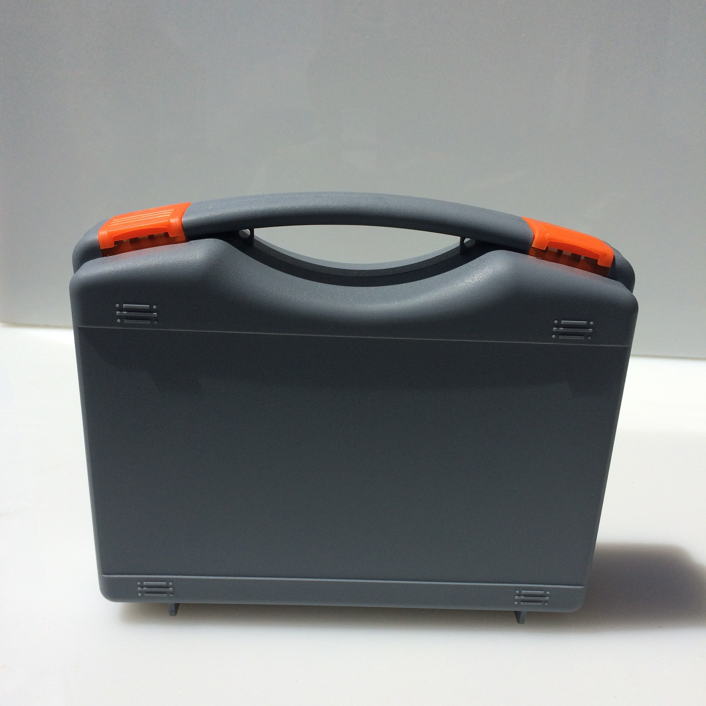 China Factory plastic tool suitcase with foam and OEM Logo Printing