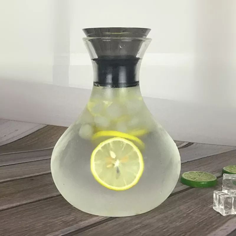 China factory Wholesale hand-blown decanter high borosilicate wine bottle glass jug heat-resistant juice jug decanter