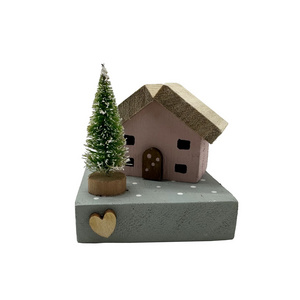 Wholesale Christmas Tree Mini House Pink Small Miniature Cottage Little Artificial Flower Wooden Houses Ornaments