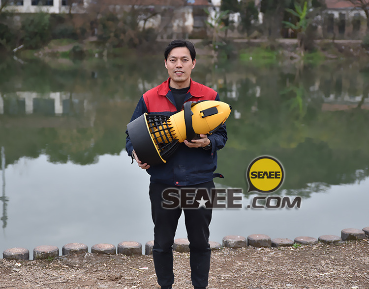 2023 Portable Mini Yide Diving Equipment Underwater Sea Doo Scooter Electric Water Scooter For Water Sports