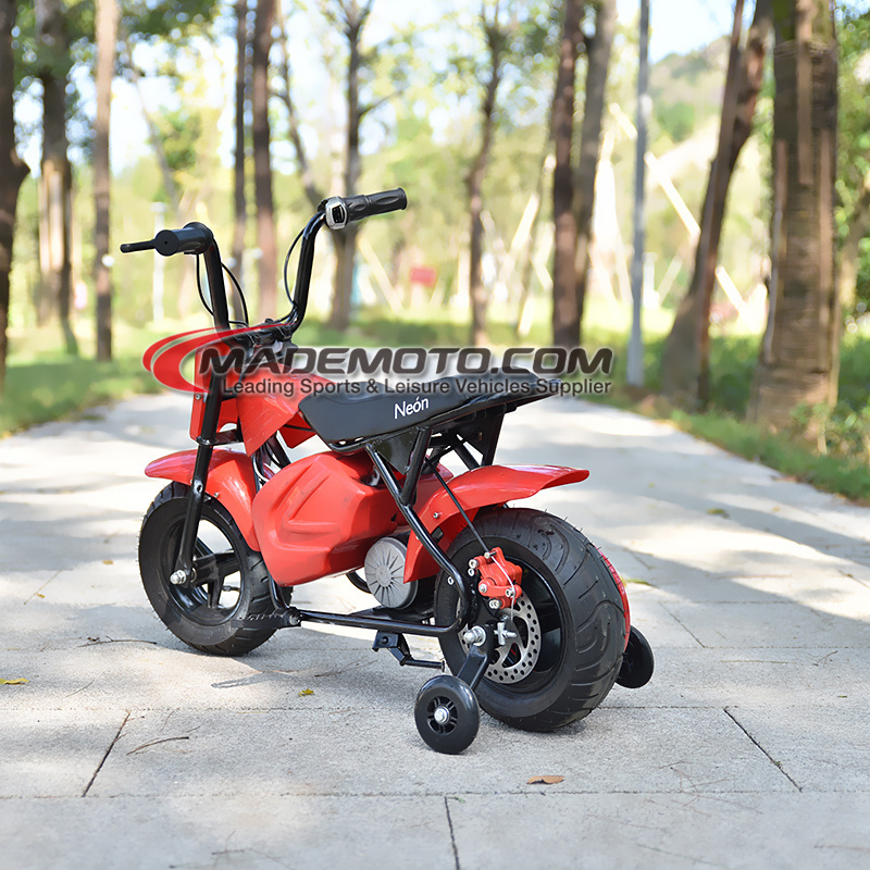 2022 Cute Cartoon mini kids motorbike suitable for boys and girls riding electric motorcycle 3 wheel children electric scooter