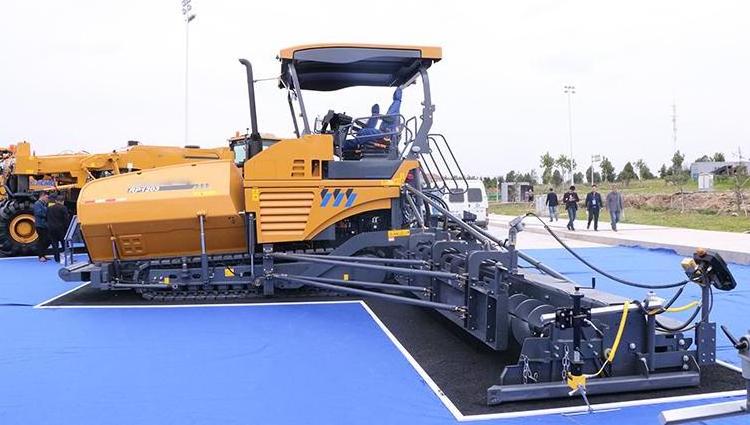 RP1253 Asphalt paver Machine 12.5m Concrete Road Paver for Sale