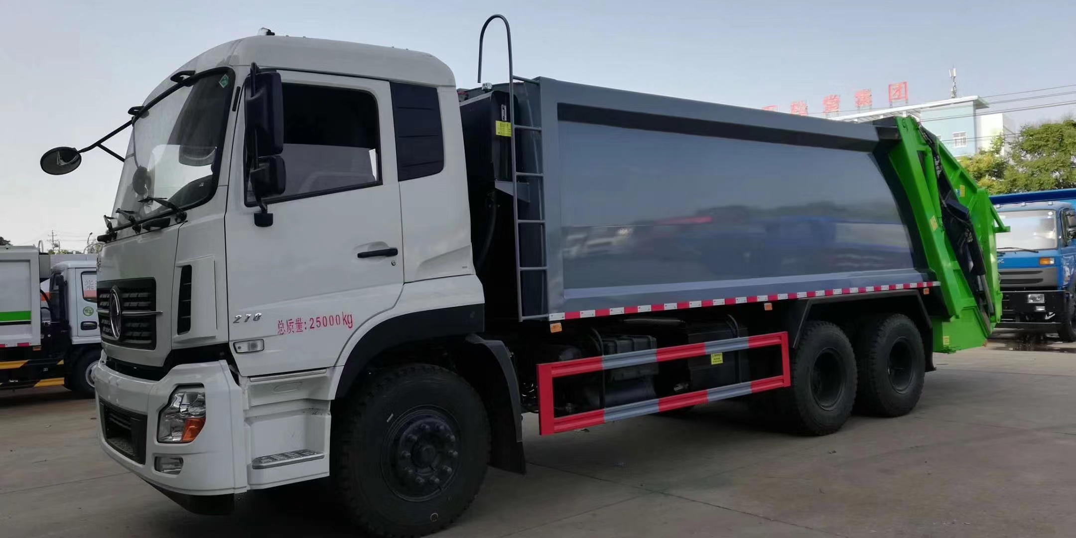 JMC 6CBM garbage compactor truck RHD garbage truck compressive bin cleaning truck for sale