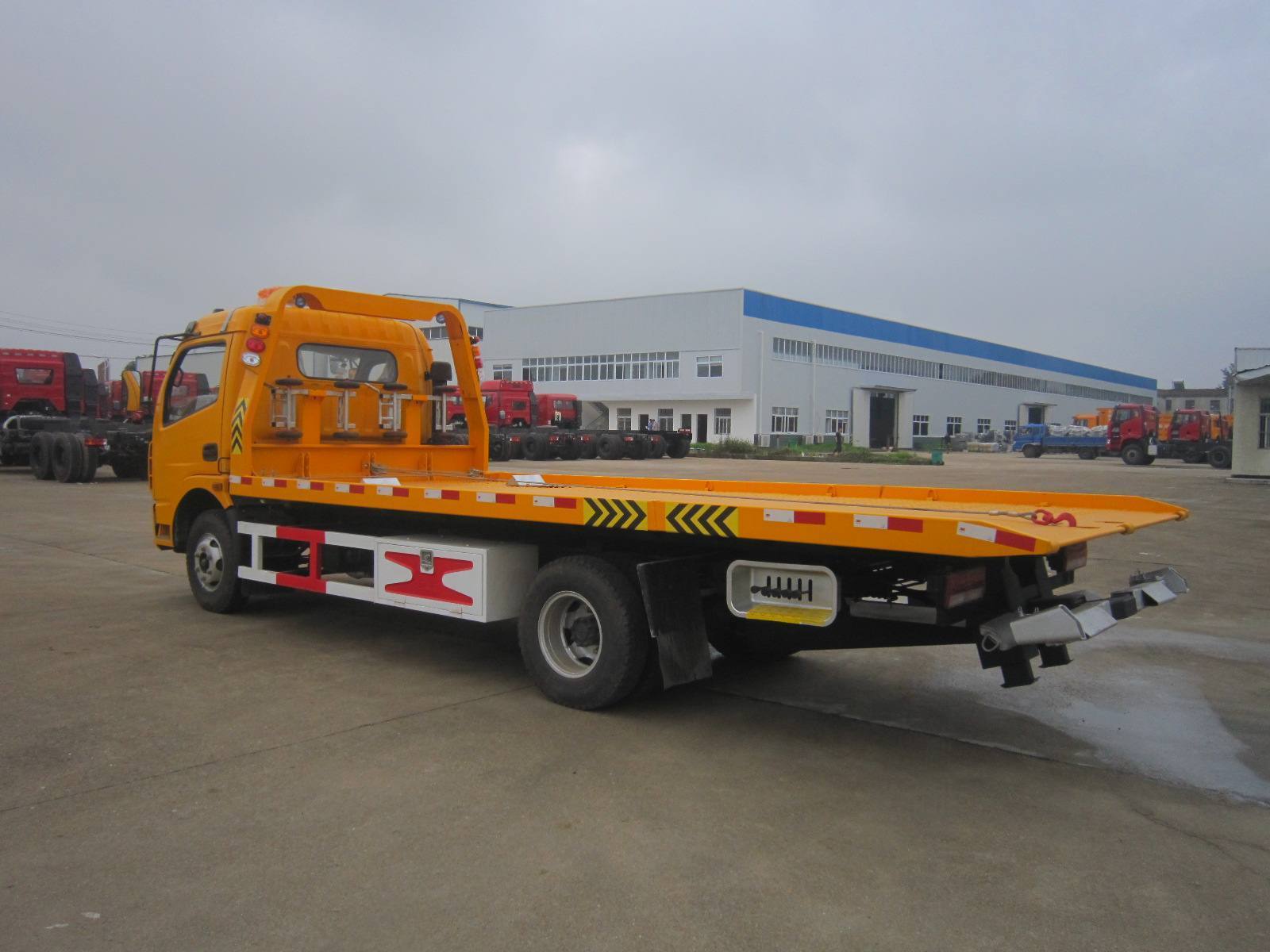 Dongfeng Duolika wrecker truck Yuchai 120HP Euro 3, tow truck wrecker, wrecker body