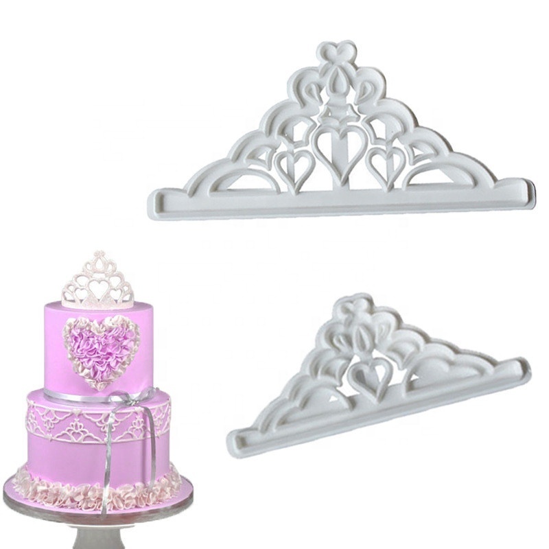 2Pcs Plastic Cake Cookie Cutter Embosser Decorating Mold Crown Shaped Fondant Biscuit Chocolate Dessert Pastry Baking Tools