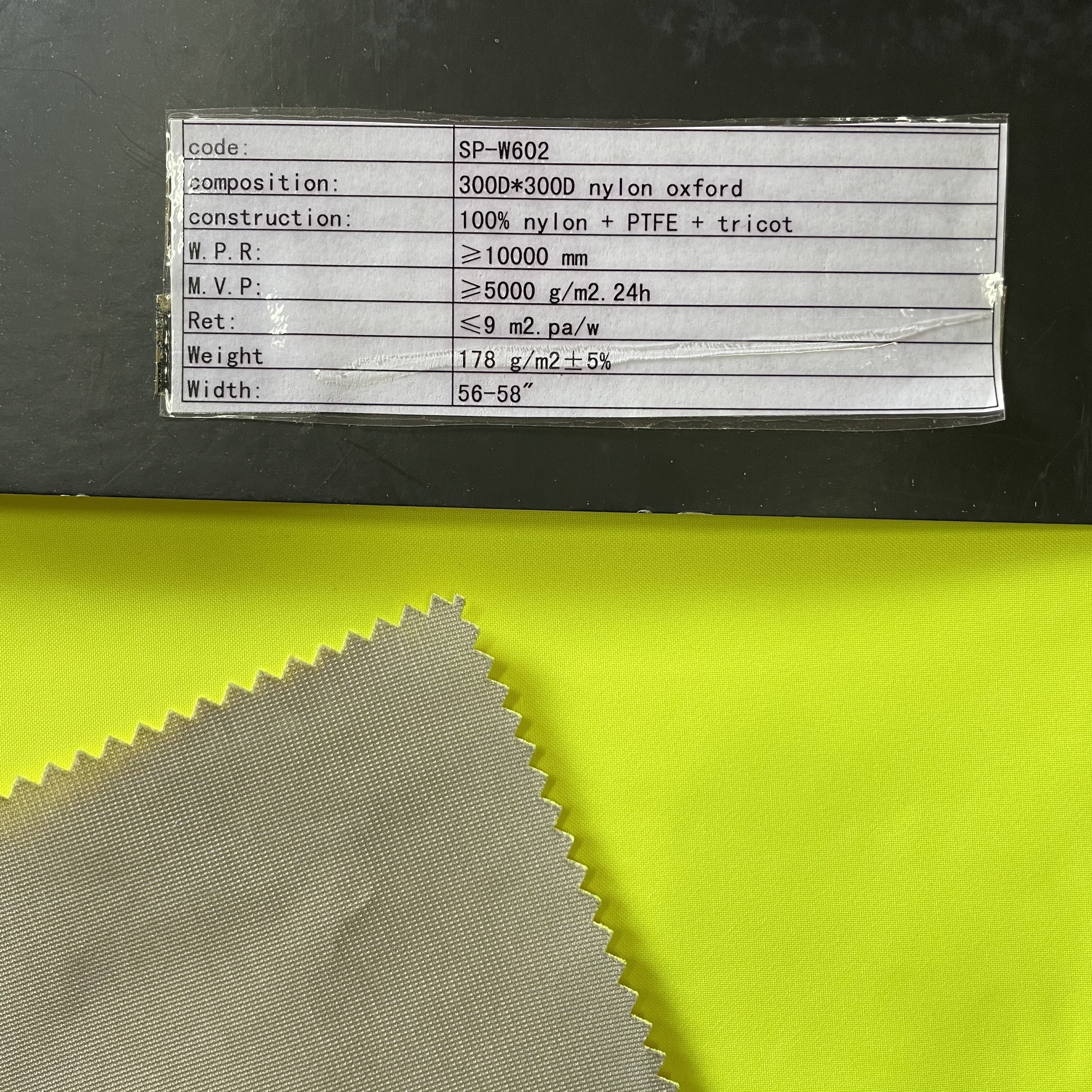 Lightweight laminated fabric, e-PTFE Membrane Laminated Durably Waterproof Breathable, Windproof textile