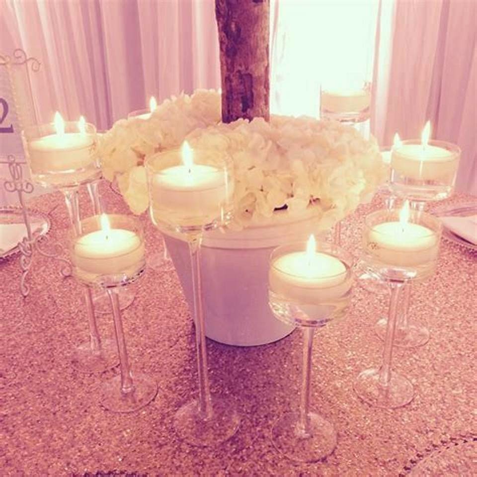 2024 wholesale flooded candle waterproof floating candle in water flower holder for wedding centerpiece