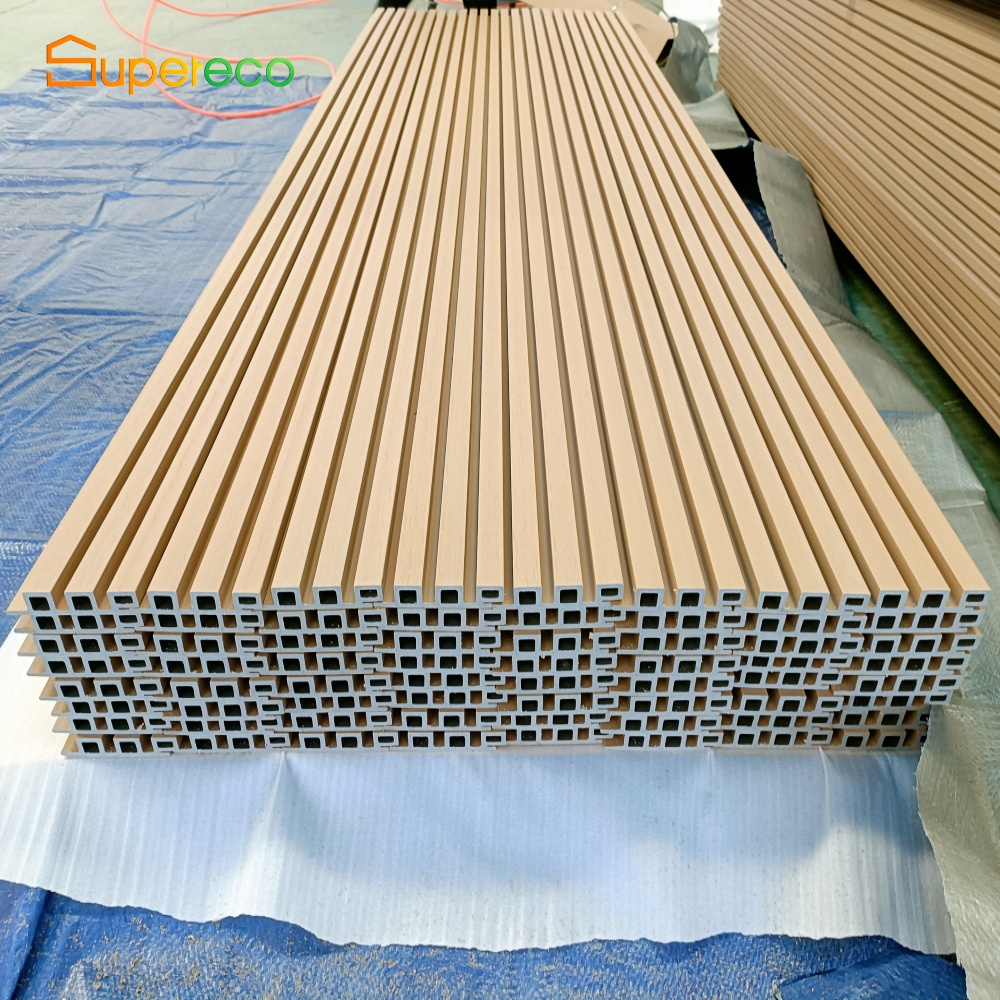 Hight Quality Hollow Exterior WPC Wall Panel 5mm Fluted Outdoor WPC Wall Panel