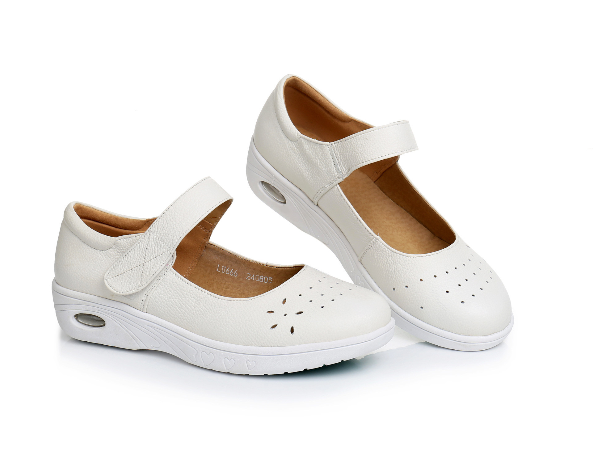 Comfortable Breathable  wide toe Ladies  wedge heel  Soft leather Slip resistant Gum rubber sole Nurse shoes for summer