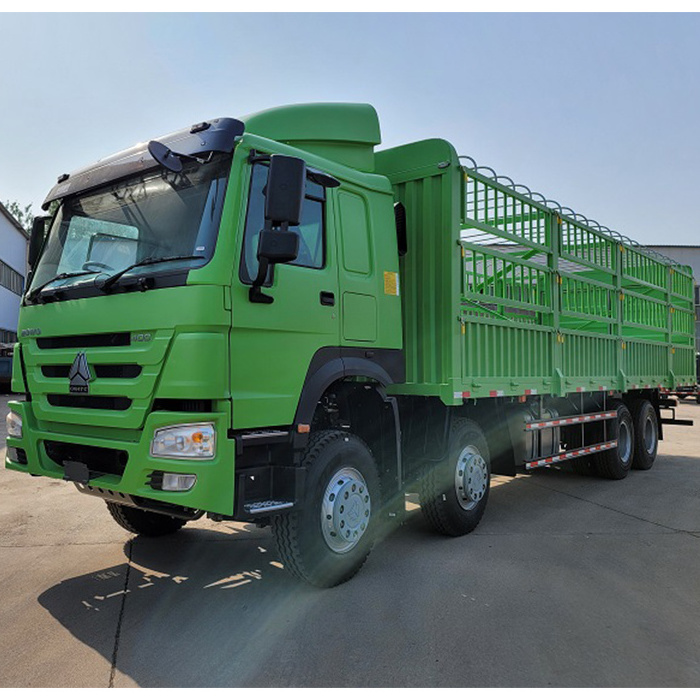 Used SINOTRUK HOWO 8*4 12 Wheelers Van Fence Cargo Truck Light Duty Cargo Truck 40 Tonne Van Truck for Low Price Sale