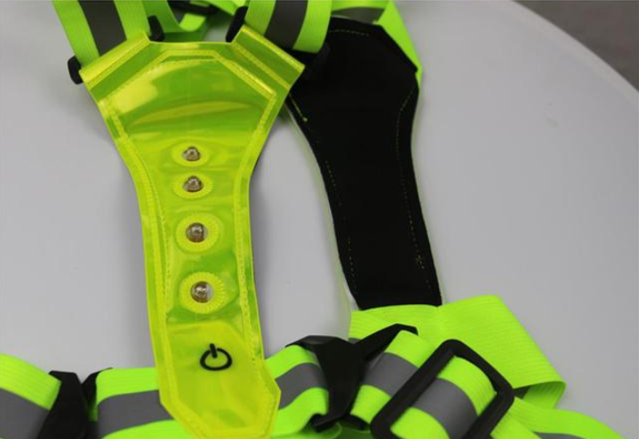 high visibility breathable adjustable flashing LED light reflective safety elastic vest belt strap for outdoor running sports