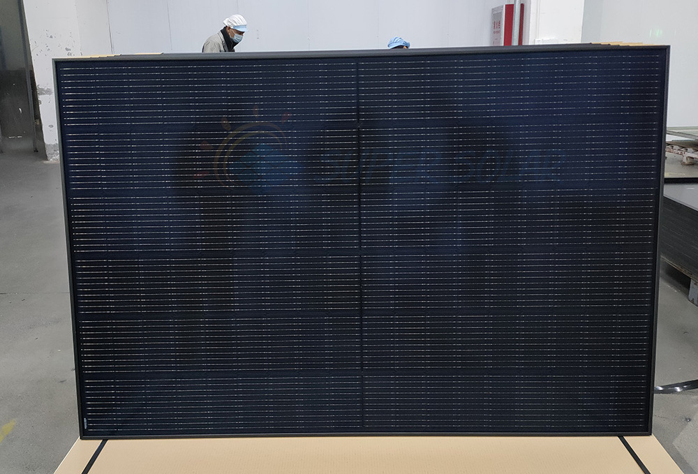 All Black Solar Panel Rotterdam EU Warehouse 400W 410W Monocrystalline Solar Panels Germany