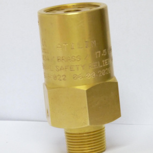 HOT SELL  Middle East Africa  ASIA    LPG  REGO Safety  relief valve 3/4 17.5Bar use to tank,  piper