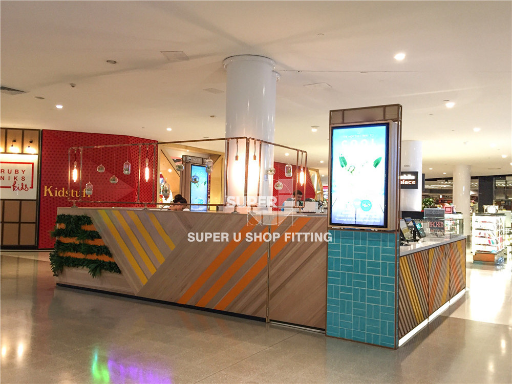 Hot Shopping Mall Boba Tea Shop Kiosk Decoration Custom Solid Wood Milk Tea Shop Counter Design Bubble Tea Kiosk Furniture