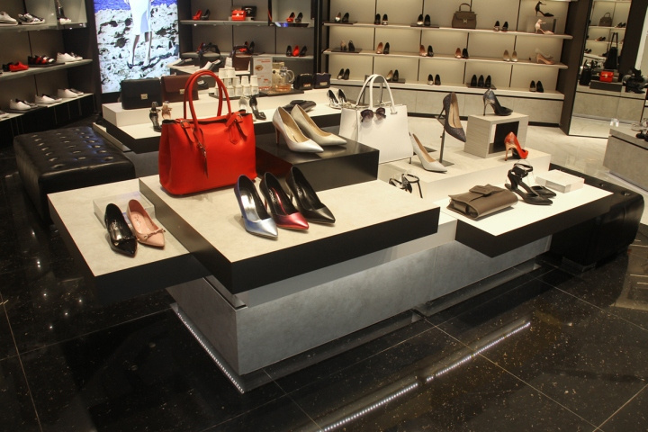 Fashion Concept Design Shoes Display Shelves for Shoe Shop Retail Footwear Display Stand