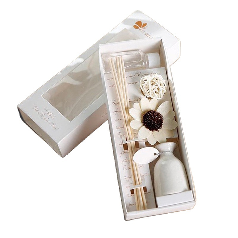 Best Selling Aromatherapy Fire-free Luxury Fragrant Gift Liquid Home Ceramic Reed Diffuser Set Candle Box Valentines Gift Set