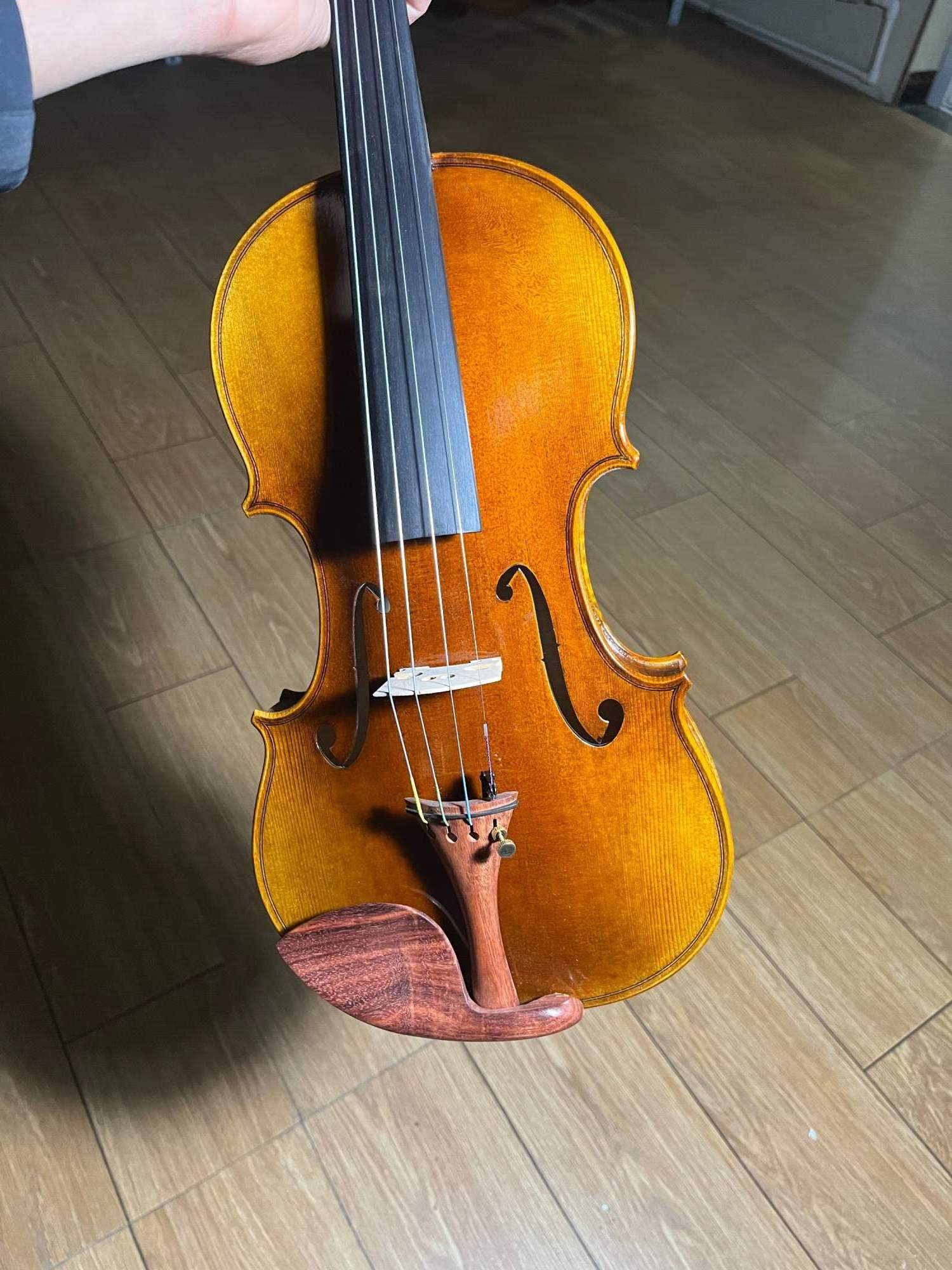 High Quality Wholesale 4/4 Full Size Solid Wood Student Violin cheap handmade maple violins with accessories