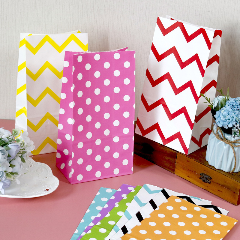 In Stock Polka Dot Paper Bags Candy Packing Bags Paper Biscuit Goodie Bags for Party Favors Supplies