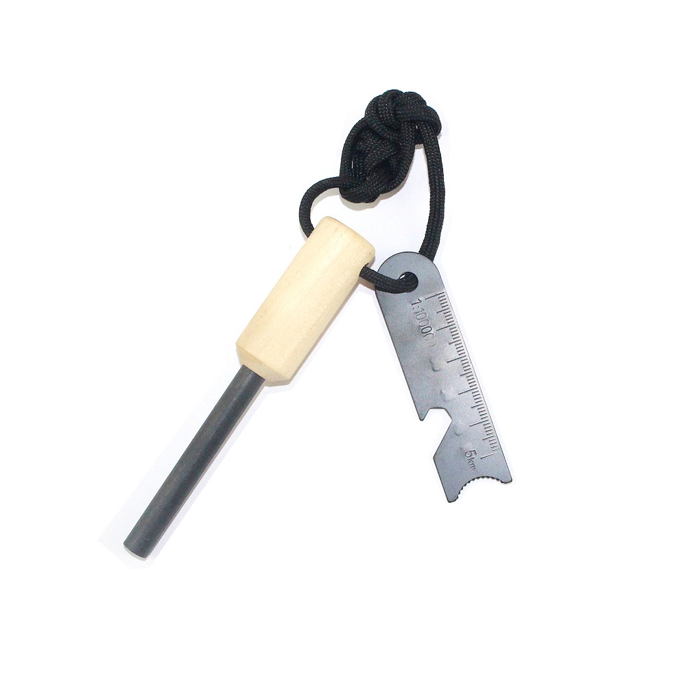 Outdoor Camping Gear Fire Starter with Scraper and Whistle, 2020 New Arrival Product Fire Starter Flint Set