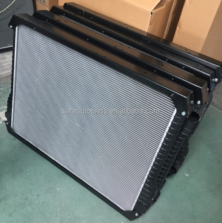 Heavy Duty Pa66 Gf30 Truck Radiator for Hino 700 Toyota