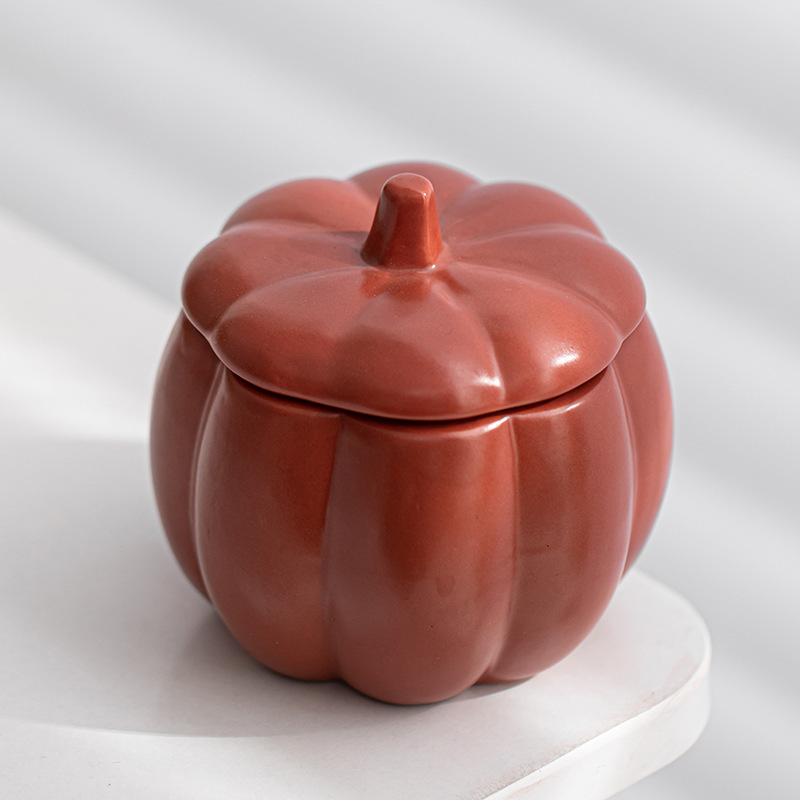 New Design Fragrance Soy Wax Pumpkin Shaped Candle Jars Empty Ceramic Aromatherapy Jar Hot Sale Pumpkin Candle For Table Decor