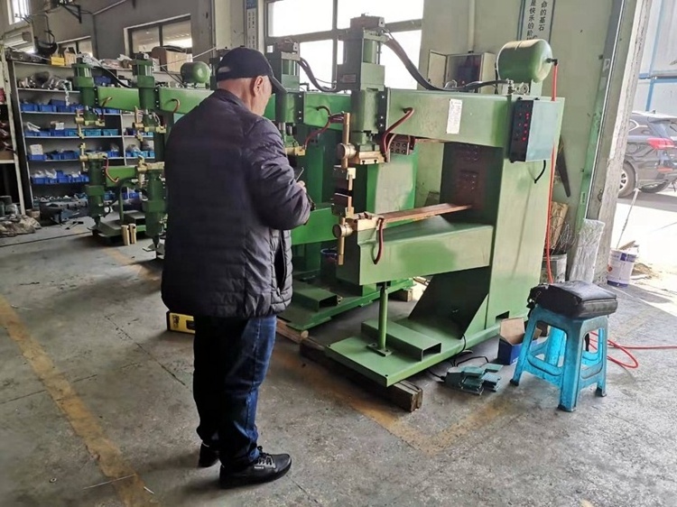 Automatic Steel Wire Shelf Frame Resistance Spot Welding Machine