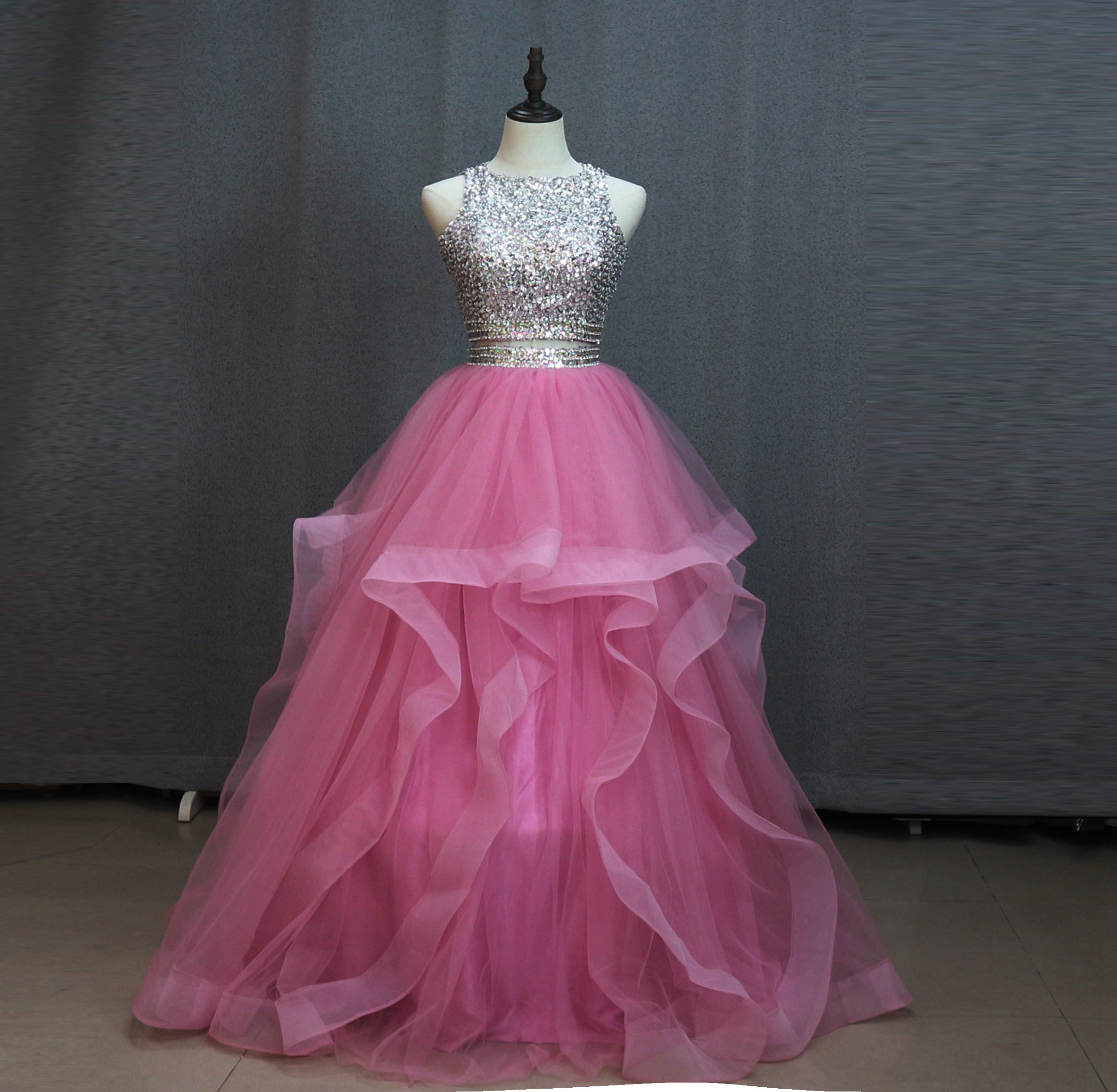 Glitter Two Pieces Ball Gown Quinceanera Dress O-Neck Beaded Open Back Pageant Gowns Organza Sweet Prom Short Party Dress