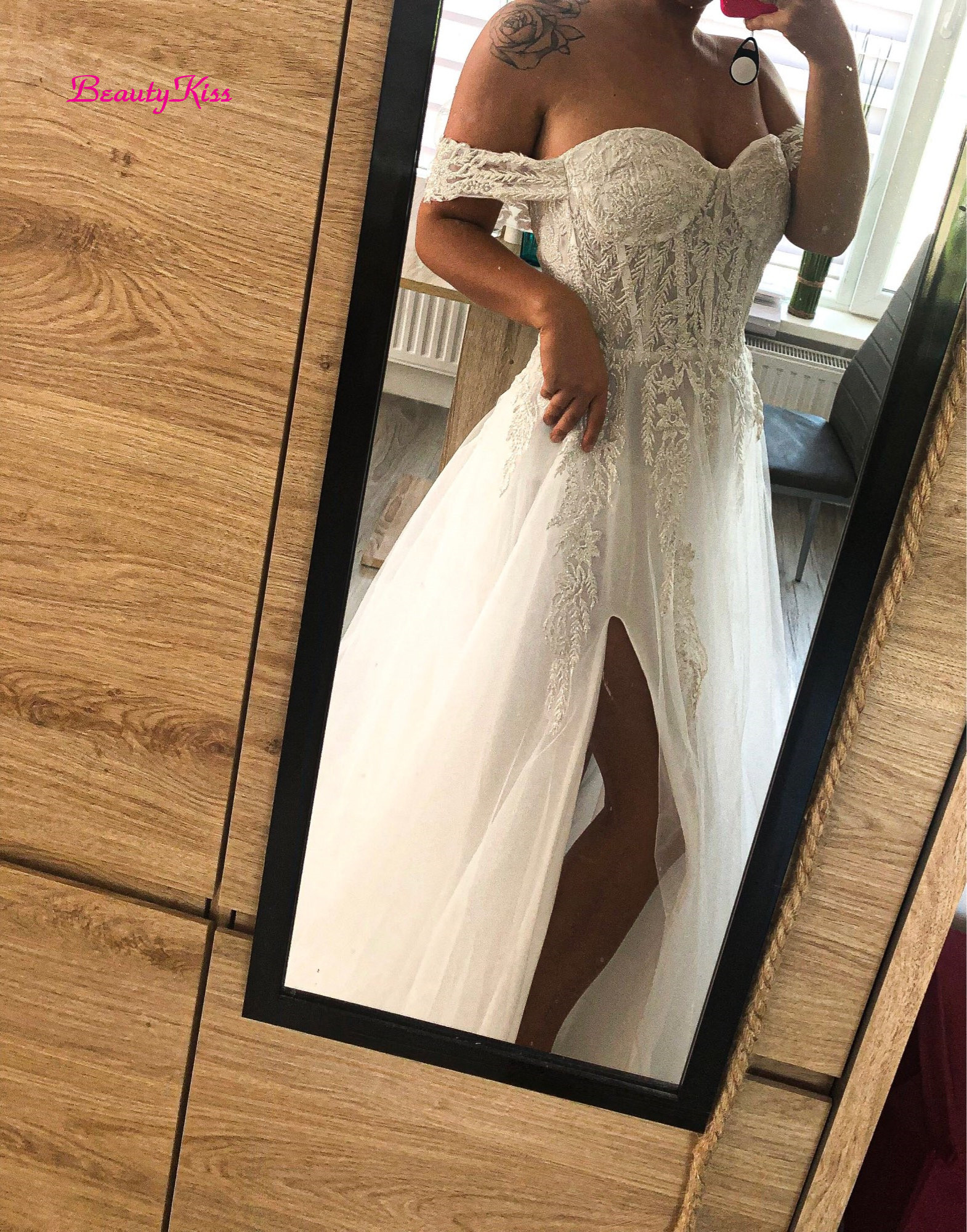 Side Slit Boho Lace Appliques 3D Flowers Off Shoulder A-Line Bridal Gowns Beach Custom Modest Wedding Dress