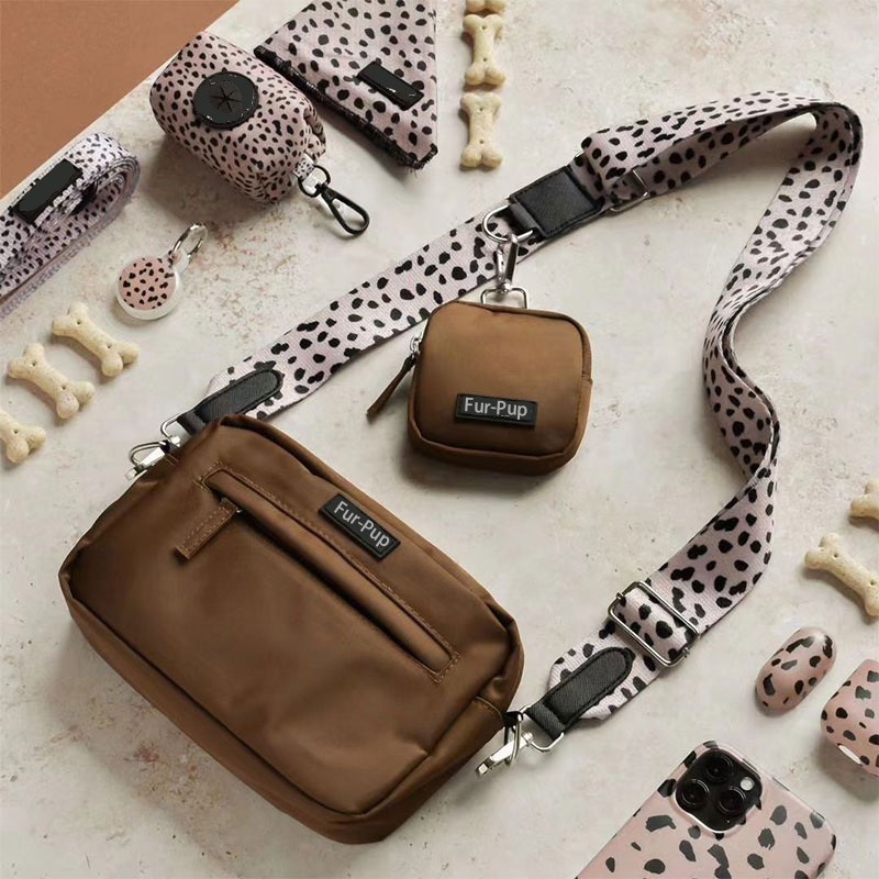 custom design  Outdoor Adjust Designer Dog Pouch Bags Travel Walking Waste Pet Treat Bag Dog walking bag