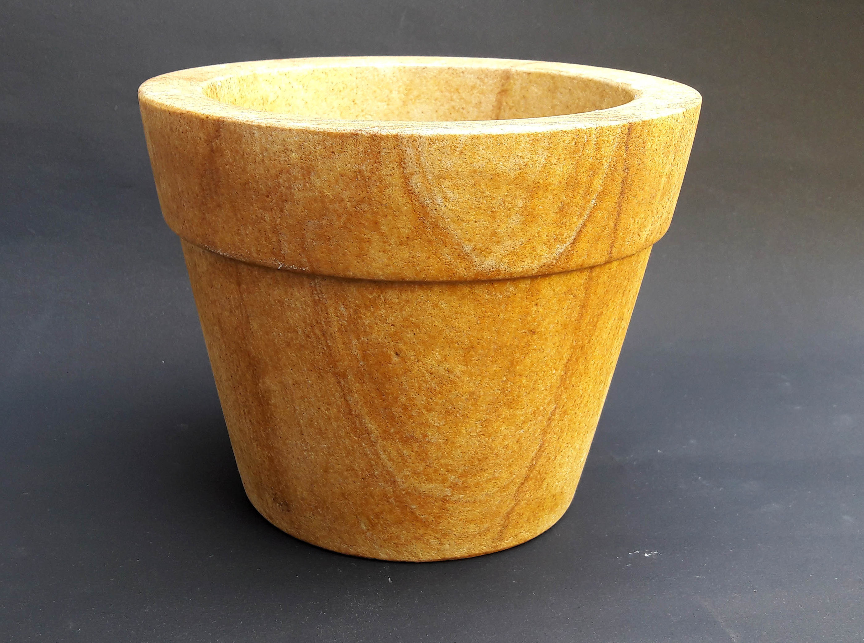 Natural Stone Sandstone Pot and Planter for Balcony And Home Decoration Sandstone Flower Planter and Flower Pot Home and Garden