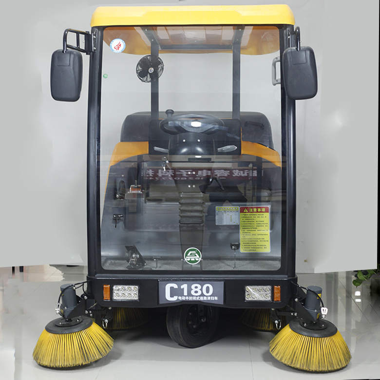 Large Farm City Street Factory Dedicated Semi-Closed  Driving Sweeper