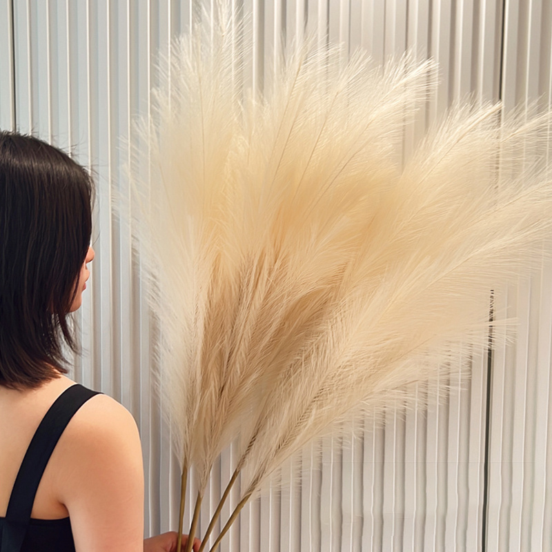 Decorative Flower Fluffy Tall Artificial Pampas Grass For Wedding Centerpieces