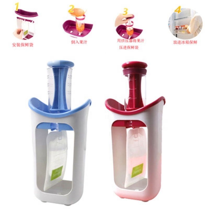 Squeeze Station Homemade Infant Baby Fresh Fruit Juice Food Maker with Storage Bags