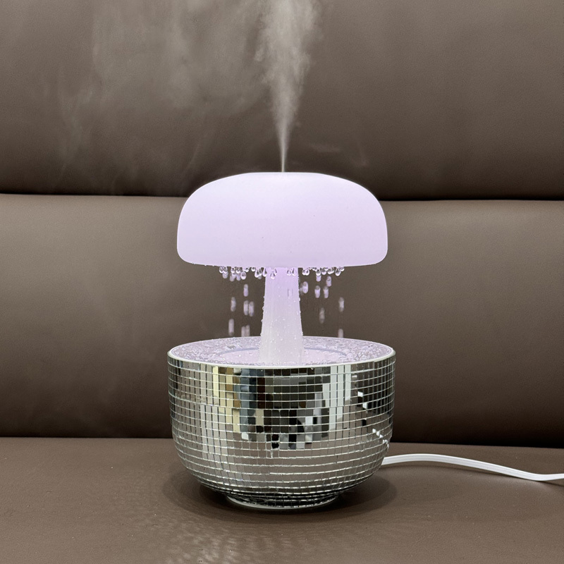 2024 new water drop rain cloud humidifier sparkles disco ball YUGO Hotel bedroom aromatherapy Desk decor Sleeping Relaxing Mood