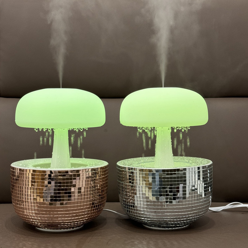 2024 new water drop rain cloud humidifier sparkles disco ball YUGO Hotel bedroom aromatherapy Desk decor Sleeping Relaxing Mood