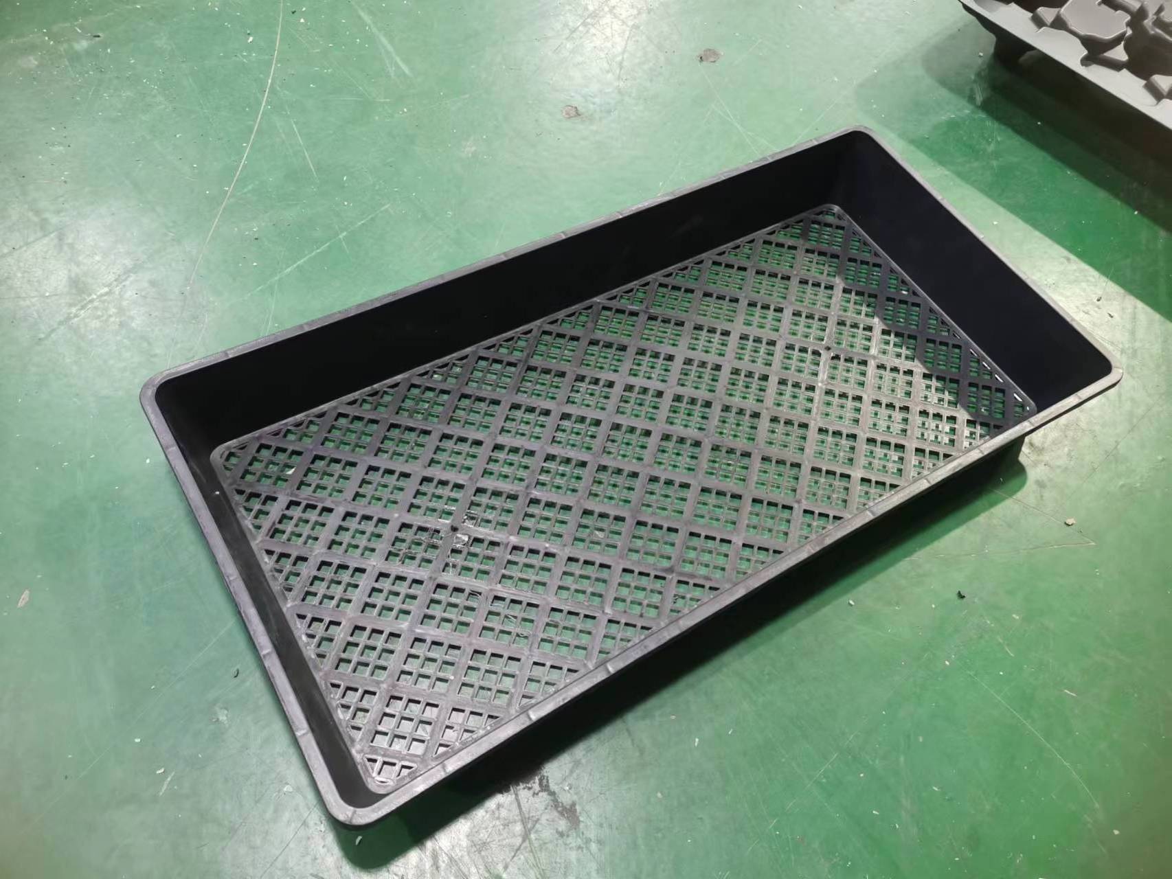 Wholesale custom reusable seedling growing tray, PS/PP/PE  plant germination tray with low moq and good price