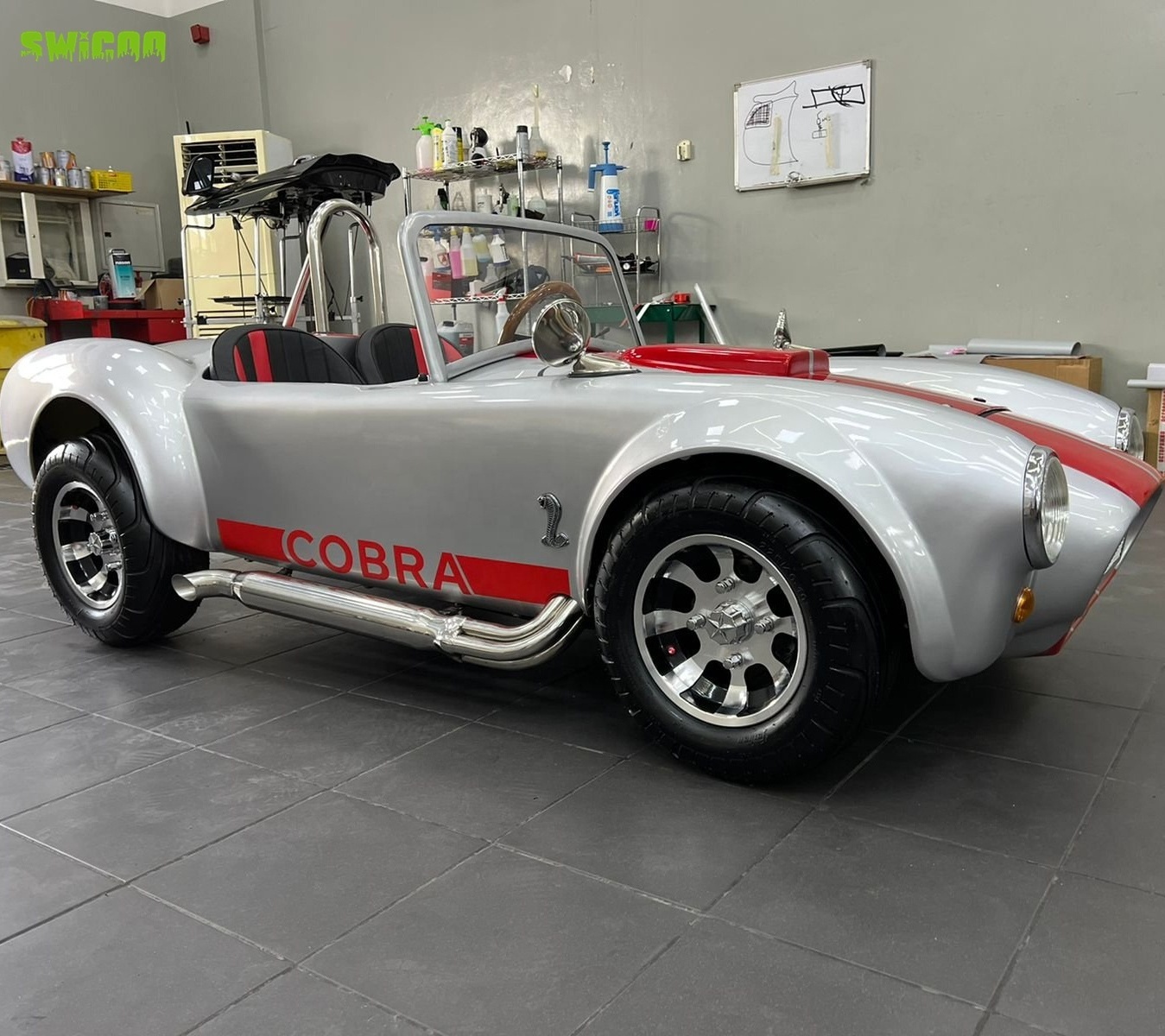 Electric 1500w Mini Cobra Classic Car 4x4 Side by Side UTV for Sales Electric Golf Cart