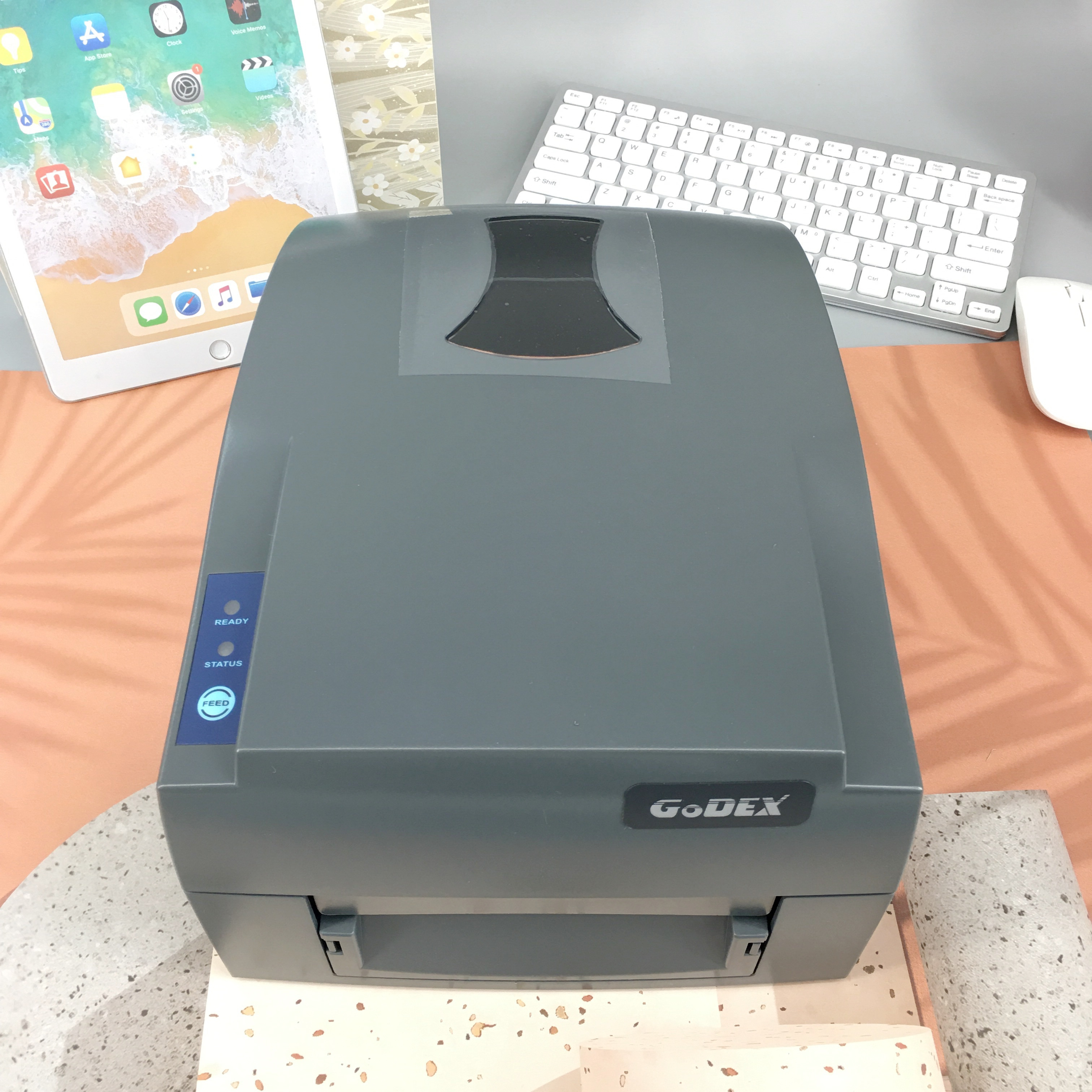 Godex G500U thermal label and barcode printer 108mm printing width can support to print Jewelry tag and clothing tag sticker mac