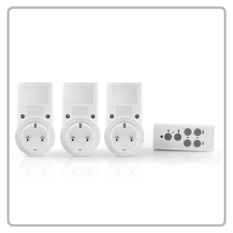 Wireless Smart Remote Control Socket Plug Power Outlet Light Switch Plug Socket Power Outlet Socket EU Plug With Remote Control