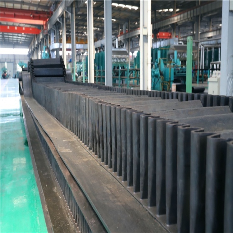 Agriculture Duty Cleated Corrugated Sidewall Conveyor Rubber Belt with Big Loading Capacity with Space Saving and High Stability