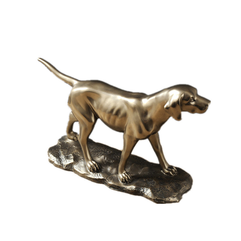 Modern Home Decoration Resin Golden German Shorthaired Pointer Dog Sculpture