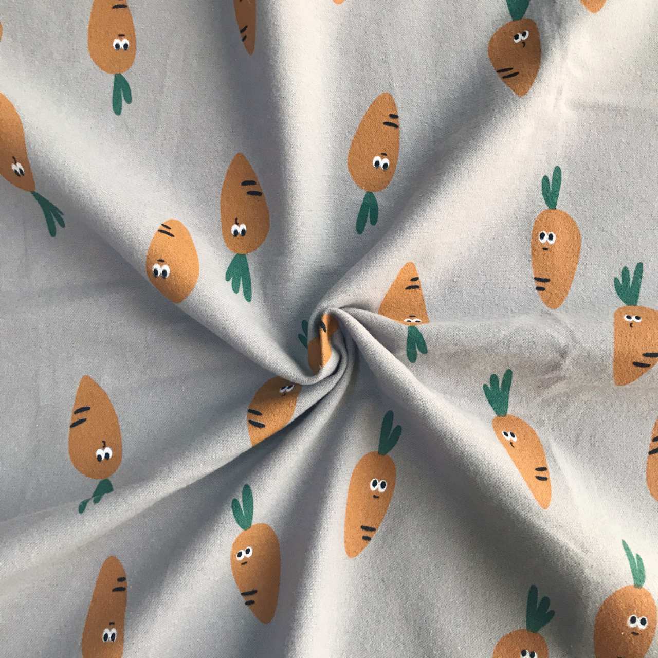 Factory direct sale Cute Carrot Pattern Cotton printed flannel fabric Children pajamas